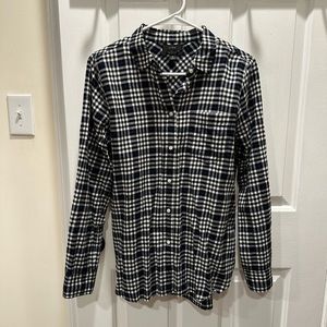 J. Crew, 6, Classic Fit, Plaid Button Down Flannel Shirt